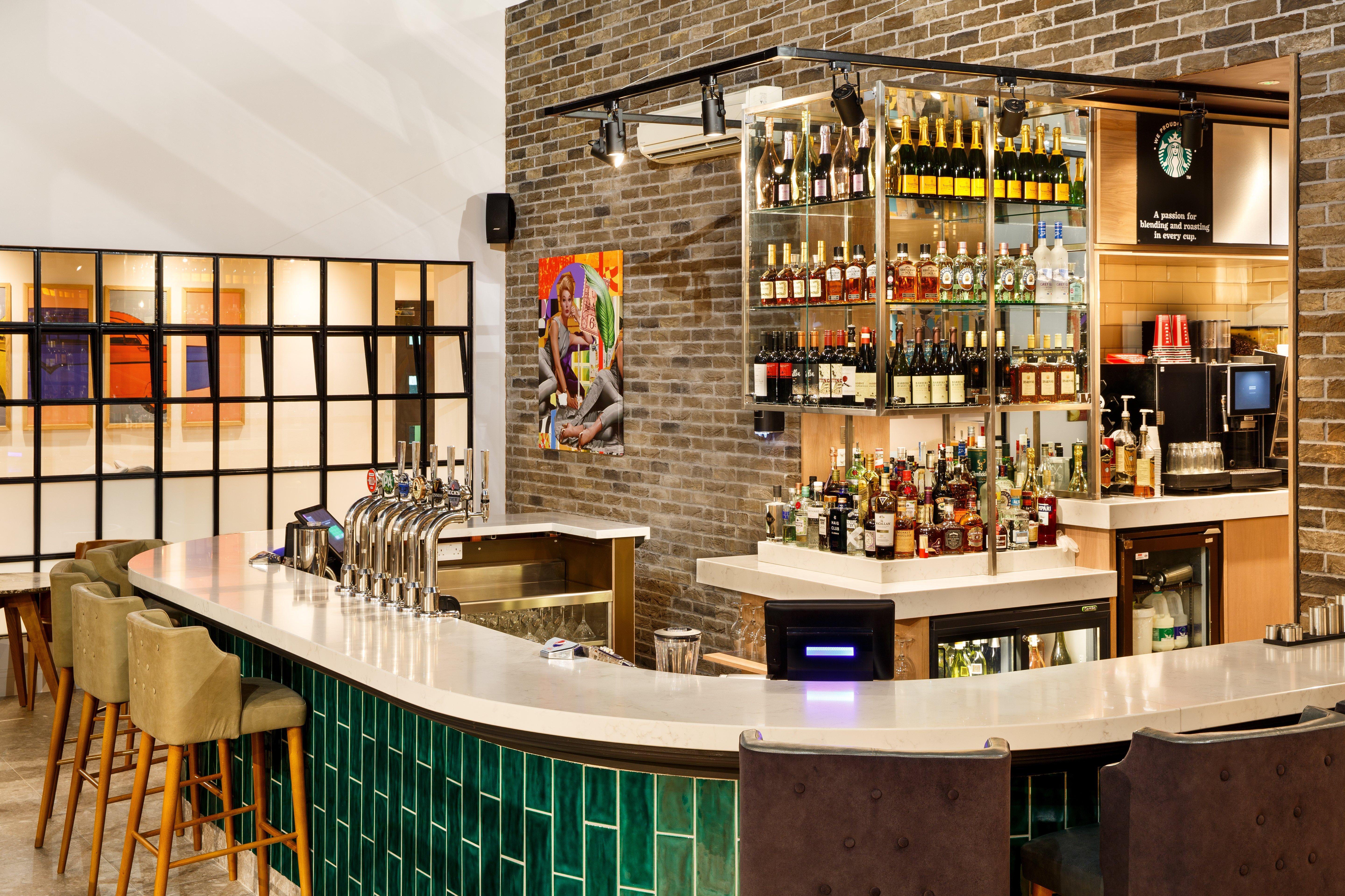 Holiday Inn Brentwood By Ihg Exterior foto