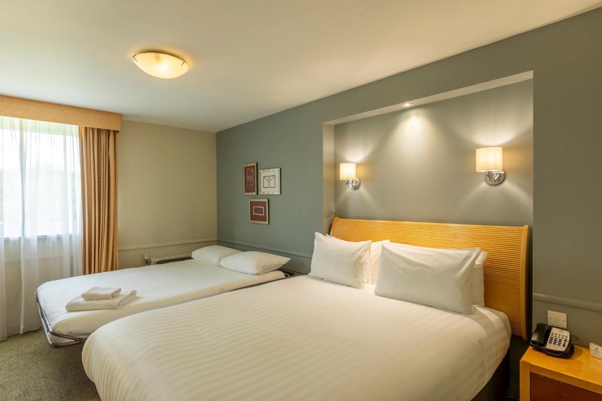 Holiday Inn Brentwood By Ihg Exterior foto