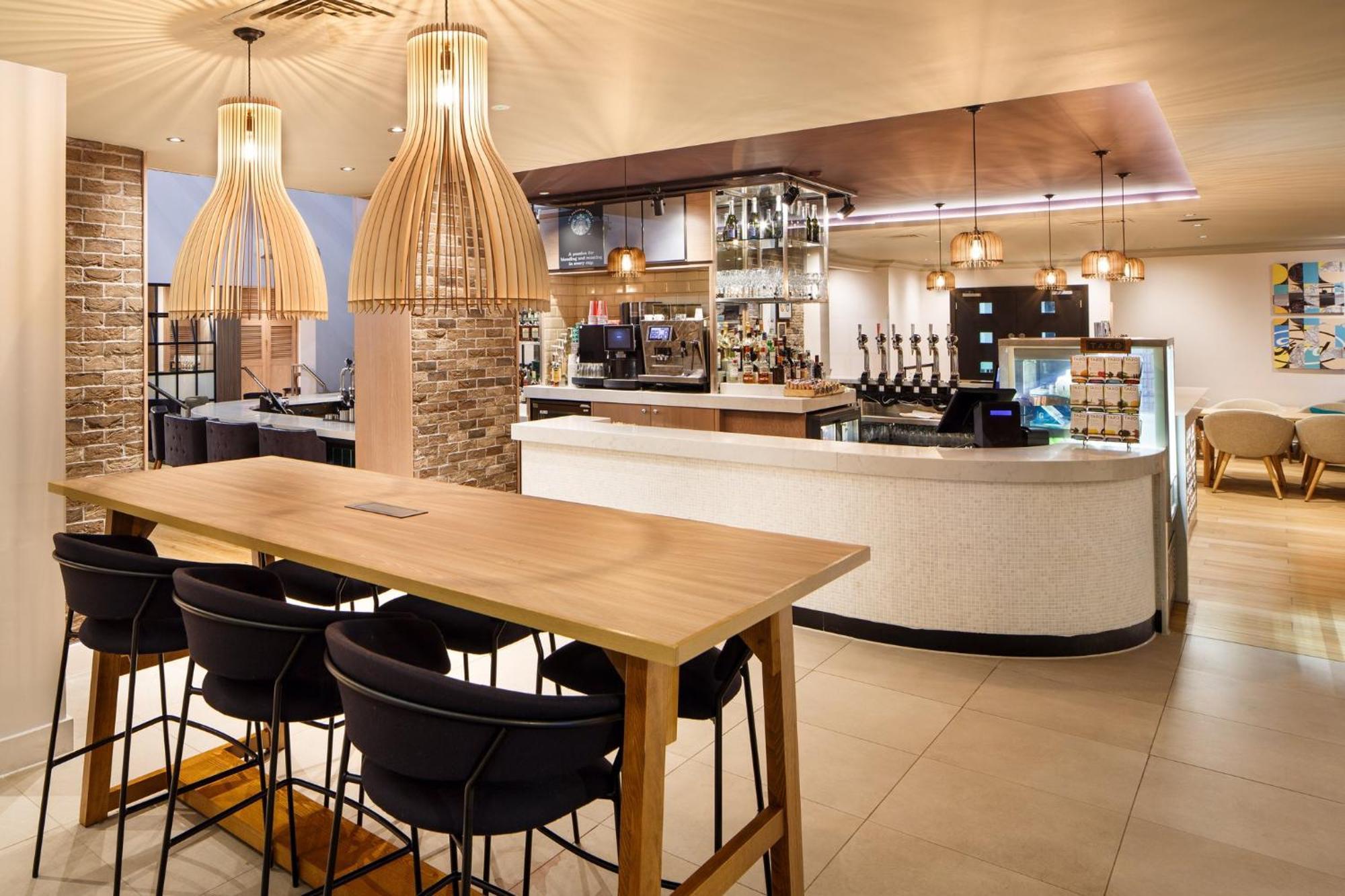 Holiday Inn Brentwood By Ihg Exterior foto